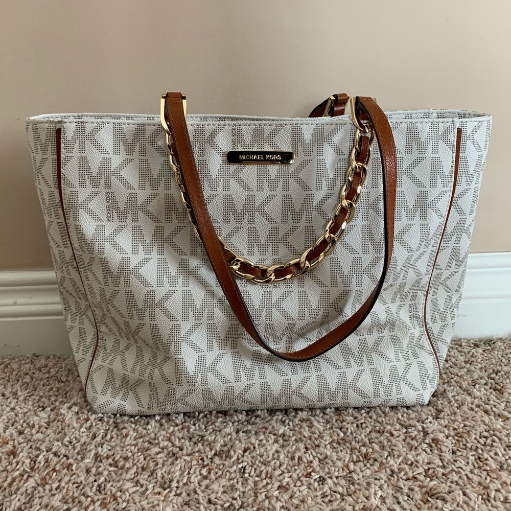 MICHAEL KORS Jet Set Chain Purse